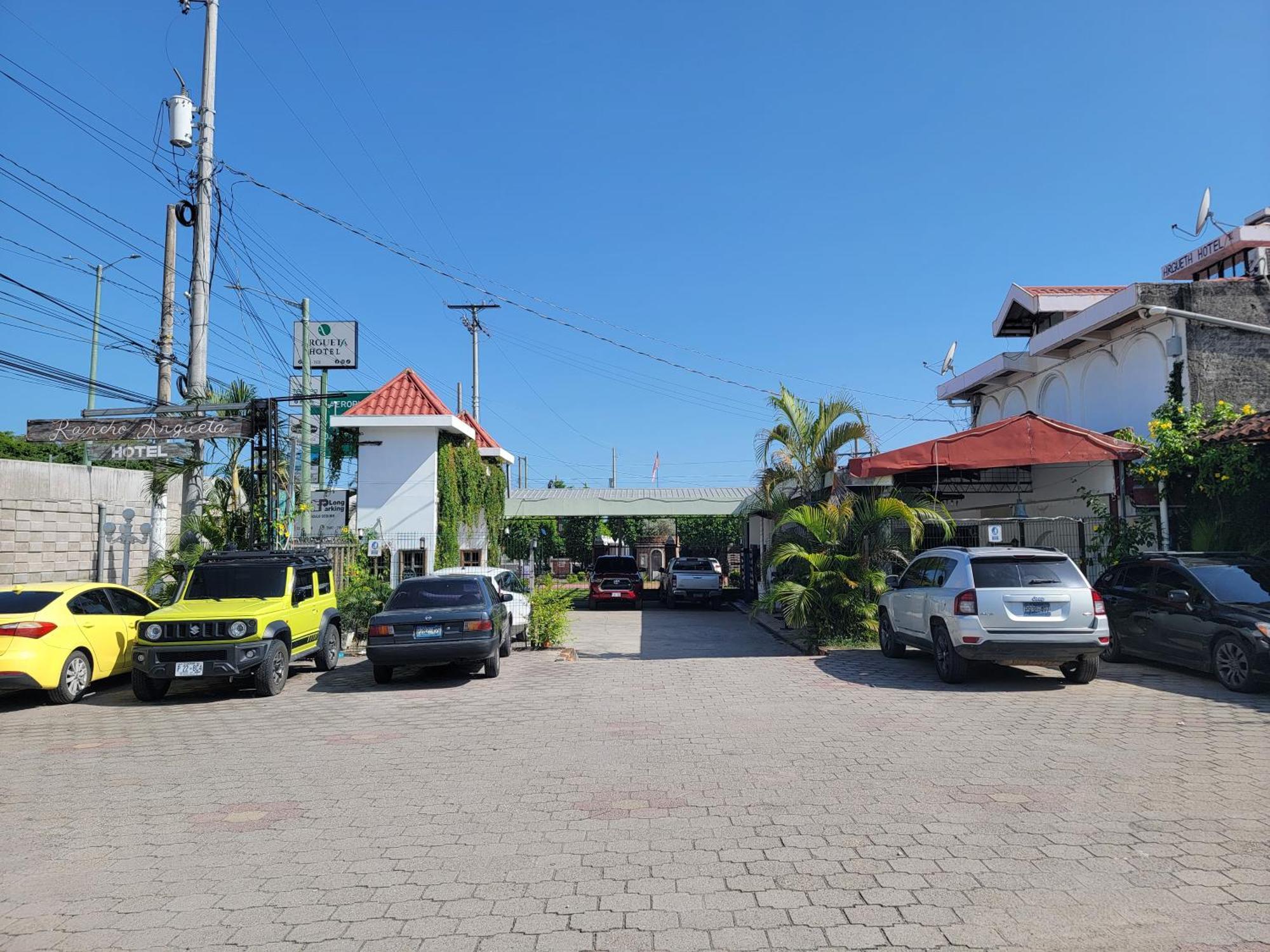 Argueta Hotel San Luis Extérieur photo